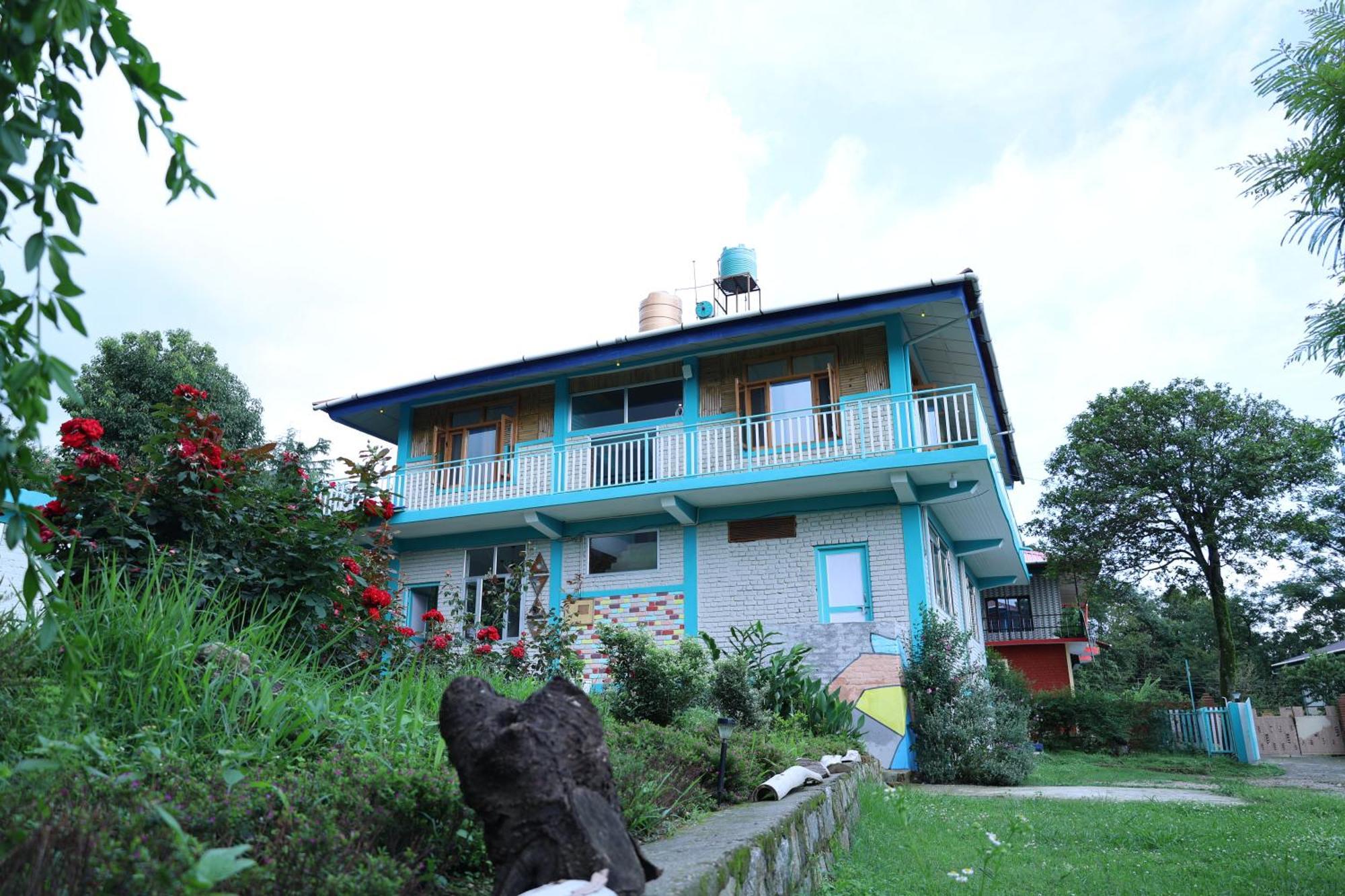 The Hood Bīr Exterior foto
